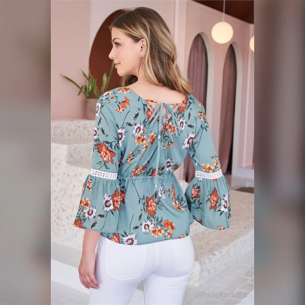 SAGE FLORAL PRINT V-NECK FRONT TIE DRAW STING BELLSLEEVE TOP - Picture 2 of 6